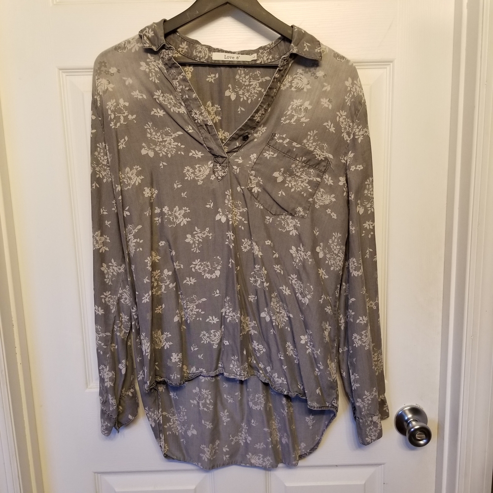 Gray Floral V-Neck Long-Sleeve Blouse